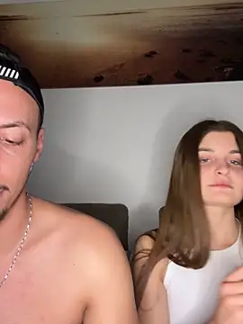 Snapshot of only4love chatting on 29, 9, 2025 only4love online show from 29, 9, 2025