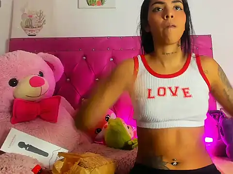 Snapshot of dahiiangomezz chatting on 28, 9, 2025 dahiiangomezz online show from 28, 9, 2025