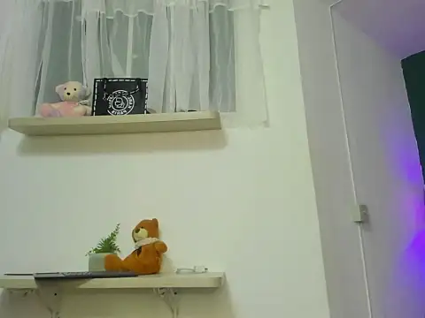 prettygirl691 online show from 5, 10, 2025