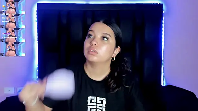 LunaWiill  online show from 18, 11, 2025