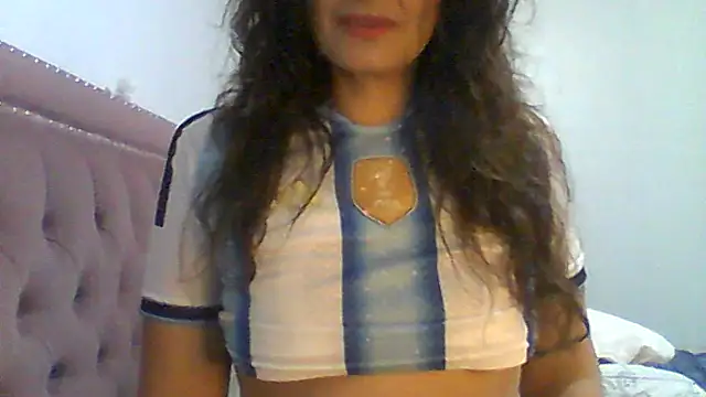 dulcefanny online show from 9, 6, 2026