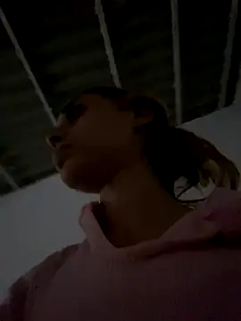 loirinhaaa online show from 22, 10, 2025