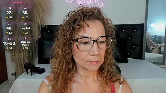 Jademommy  online show from 6, 10, 2025