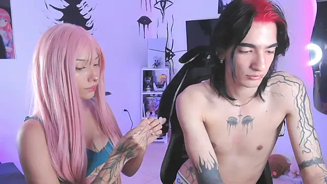 Snapshot of Everlong_ chatting on 3, 10, 2025 Everlong online show from 3, 10, 2025