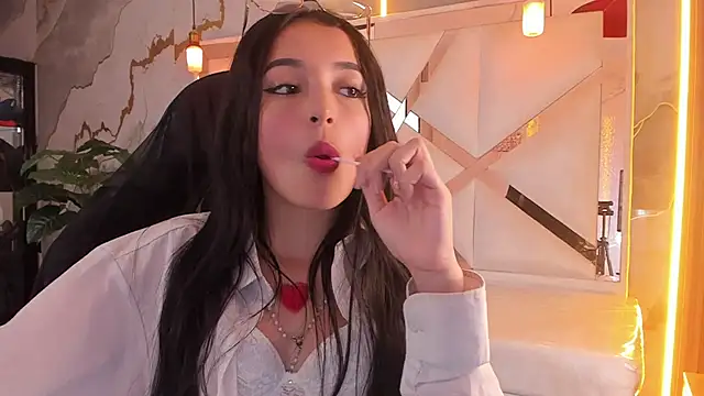 sophiadoll tf online show from 12, 2, 2026