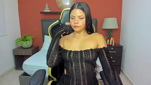 molly lovee  online show from 29, 9, 2025