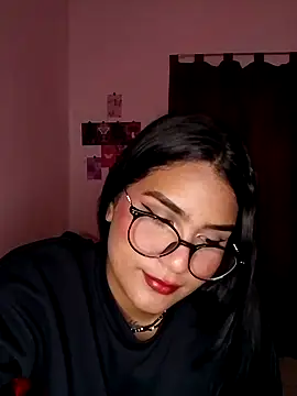 Renata Zoe online show from 11, 11, 2025