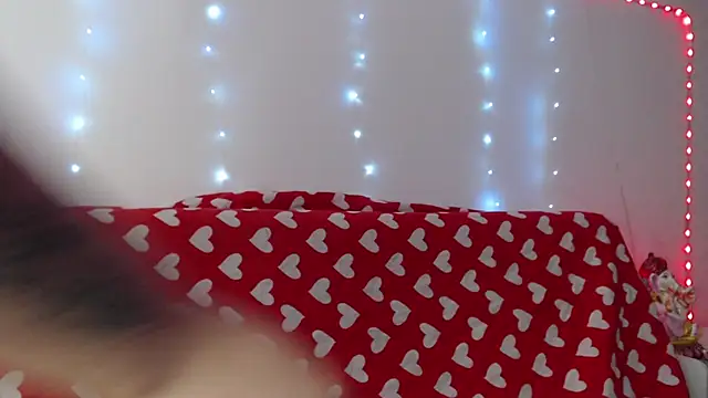 Snapshot of kat_desiree chatting on 21, 2, 2026 kat desiree online show from 21, 2, 2026