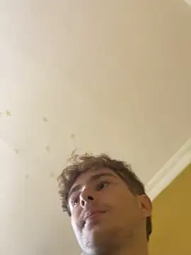 Snapshot of Randy9222 chatting on 2, 10, 2025 Randy9222 online show from 2, 10, 2025