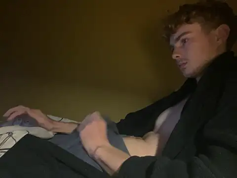 Snapshot of Randy9222 chatting on 3, 10, 2025 Randy9222 online show from 3, 10, 2025