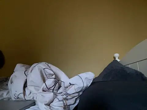 Snapshot of Randy9222 chatting on 16, 10, 2025 Randy9222 online show from 16, 10, 2025