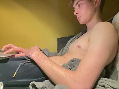 Snapshot of Randy9222 chatting on 13, 12, 2025 Randy9222 online show from 13, 12, 2025