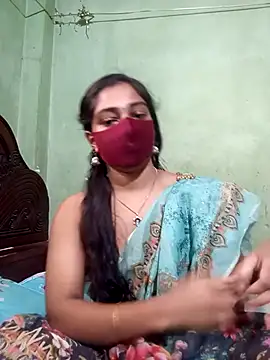 Snapshot of Cute_Couple59 chatting on 29, 11, 2025 Cute Couple59 online show from 29, 11, 2025