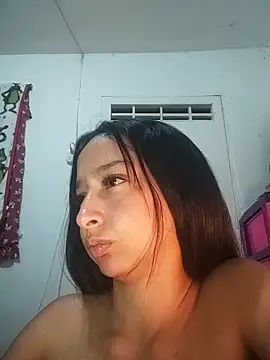 Snapshot of Vale_stone_ chatting on 8, 5, 2026 Vale stone online show from 8, 5, 2026