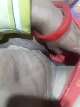 Hott cutgirl online show from 11, 11, 2025