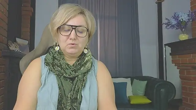 Marta Wils online show from 11, 11, 2025