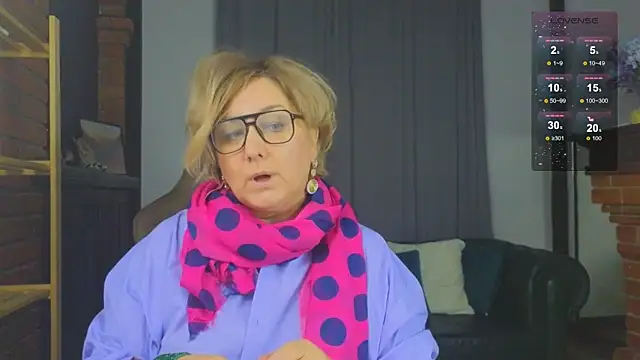 Marta Wils online show from 3, 12, 2025