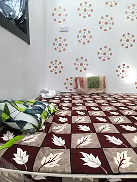 sassyishhu76 online show from 10, 10, 2025