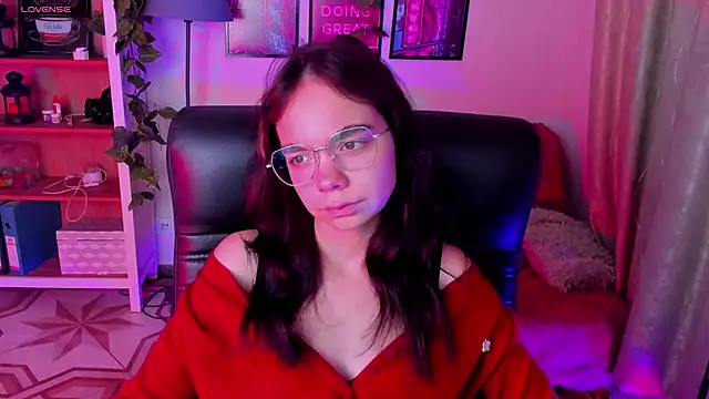 Snapshot of Elise_Noir chatting on 12, 10, 2025 Elise Noir online show from 12, 10, 2025