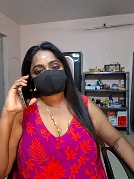 queendivya online show from 4, 7, 2026