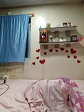 Snapshot of Noamilk chatting on 12, 2, 2026 Noamilk online show from 12, 2, 2026