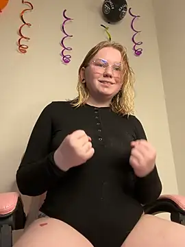 Snapshot of lame_cat chatting on 16, 11, 2025 lame cat online show from 16, 11, 2025