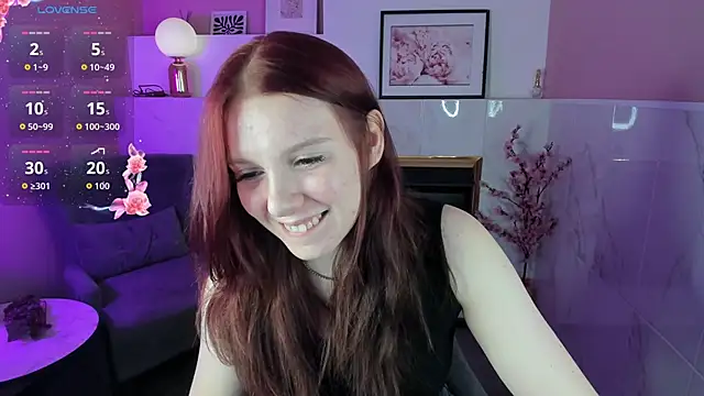 Layla Glam online show from 22, 10, 2025