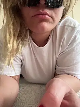 Snapshot of Heidaa chatting on 21, 12, 2025 Heidaa online show from 21, 12, 2025