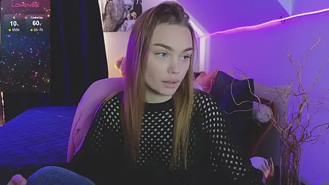 KitsyMoore online show from 18, 10, 2025