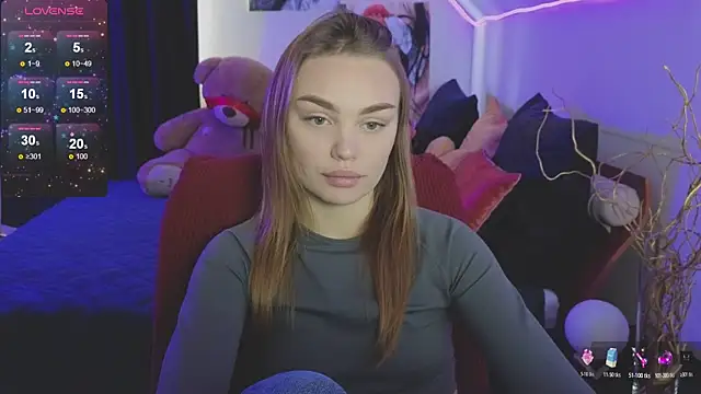 KitsyMoore online show from 21, 10, 2025