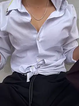 phuongxinhxan online show from 11, 4, 2026