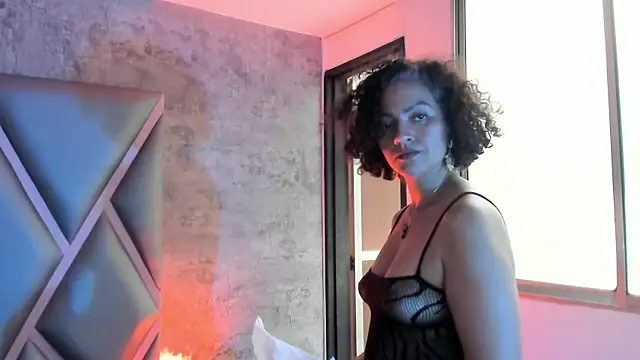 Isabella-Rosssi online show from 23, 11, 2025