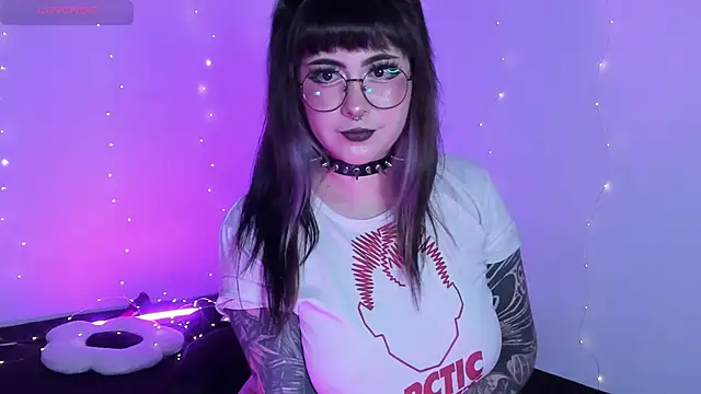 Hallucigenia  online show from 13, 3, 2026