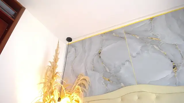 Snapshot of Samy_moore14 chatting on 5, 12, 2025 Samy moore14 online show from 5, 12, 2025