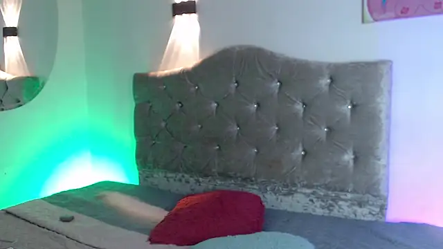 ladymooncs online show from 16, 4, 2026