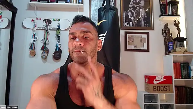 henryhadesflirt online show from 24, 9, 2025