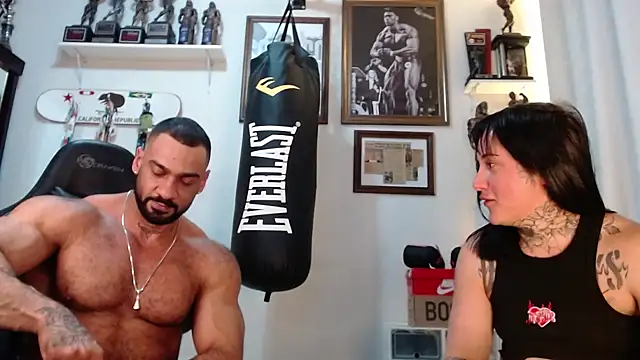 henryhadesflirt online show from 15, 4, 2026