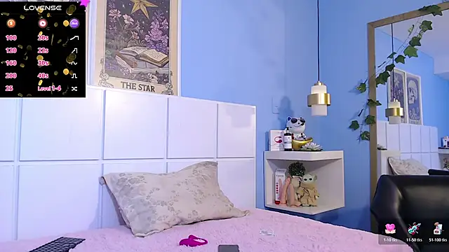 PenelopeBond online show from 31, 10, 2025