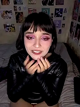 Snapshot of lucianasama chatting on 24, 9, 2025 lucianasama online show from 24, 9, 2025