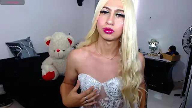 Snapshot of Victoria_Hot_xxx chatting on 18, 12, 2025 Victoria Hot xxx online show from 18, 12, 2025