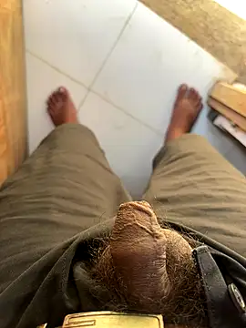 Snapshot of Gihan_sil1088 chatting on 7, 10, 2025 Gihan sil1088 online show from 7, 10, 2025