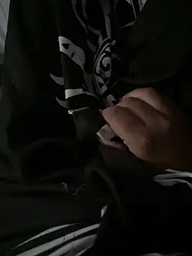 Snapshot of Gihan_sil1088 chatting on 8, 10, 2025 Gihan sil1088 online show from 8, 10, 2025