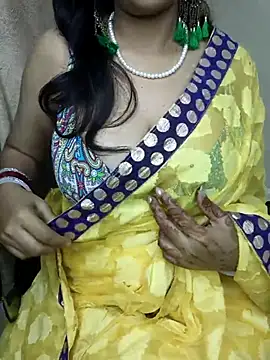 Snapshot of Hey_Jully chatting on 15, 10, 2025 Hey Jully online show from 15, 10, 2025