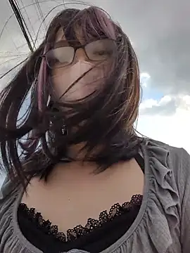 takusaki223 online show from 28, 10, 2025