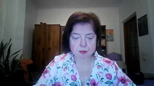 Violet Pulse online show from 4, 12, 2025