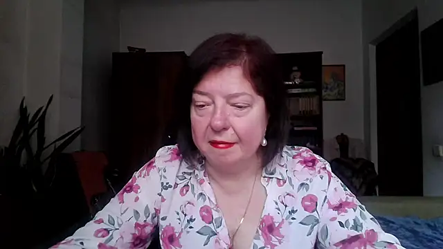 Violet Pulse online show from 2, 4, 2026