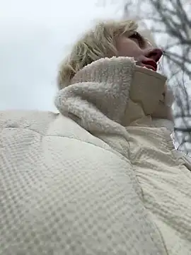 RonnieKiss online show from 19, 4, 2026