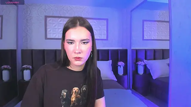 Snapshot of babyy_gloria chatting on 19, 9, 2025 babyy gloria online show from 19, 9, 2025