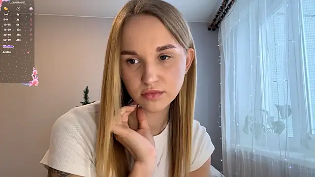 TanekaBoitel online show from 12, 1, 2026