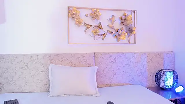 Snapshot of _Malak chatting on 24, 9, 2025 Malak online show from 24, 9, 2025